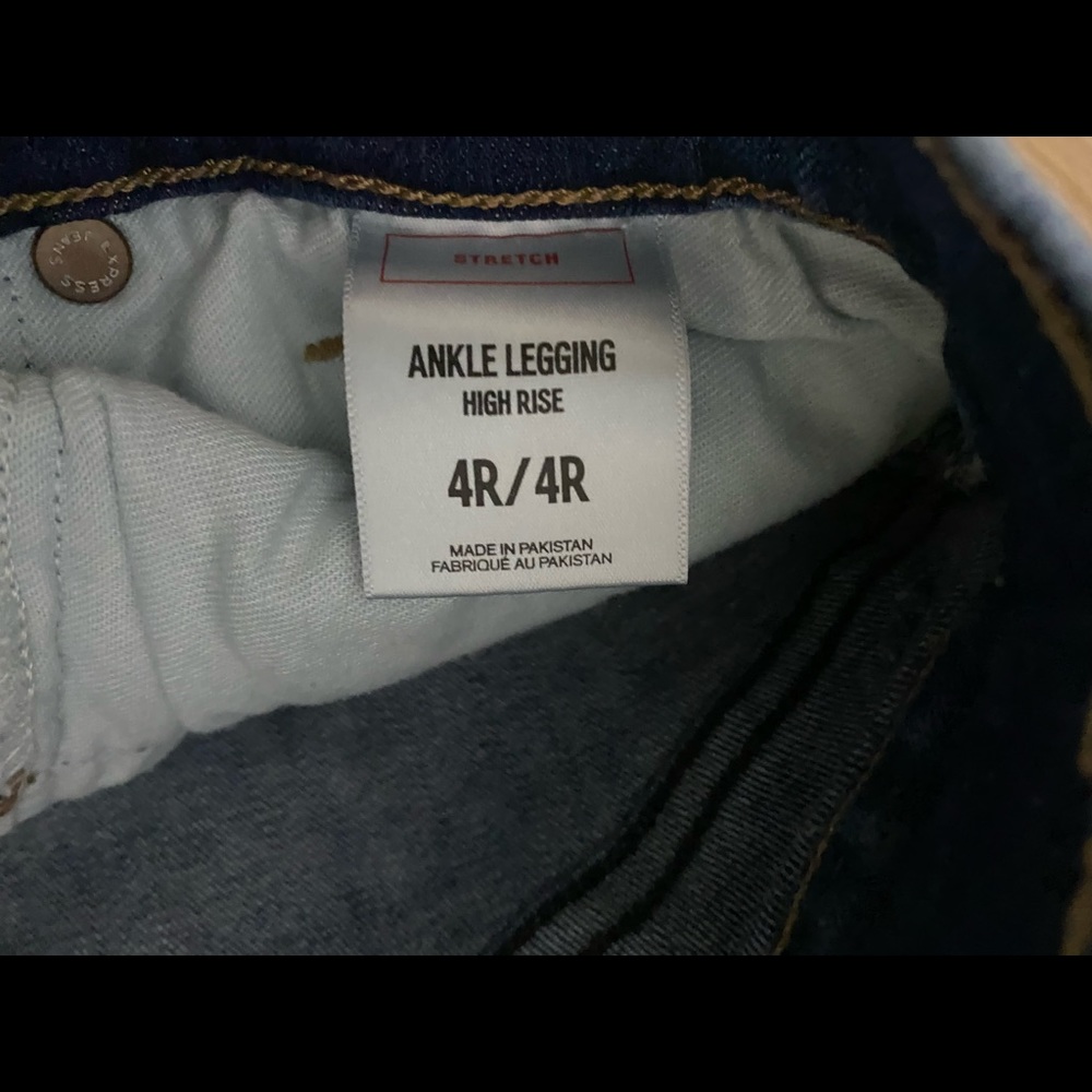 Jeans - Picture 3 of 4